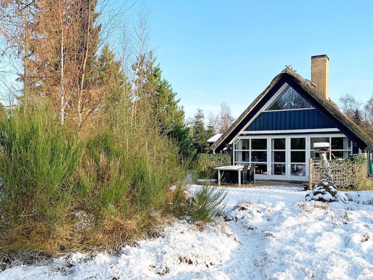 Holiday Home Vaeggerlose Ccxiv Bøtø By Екстериор снимка